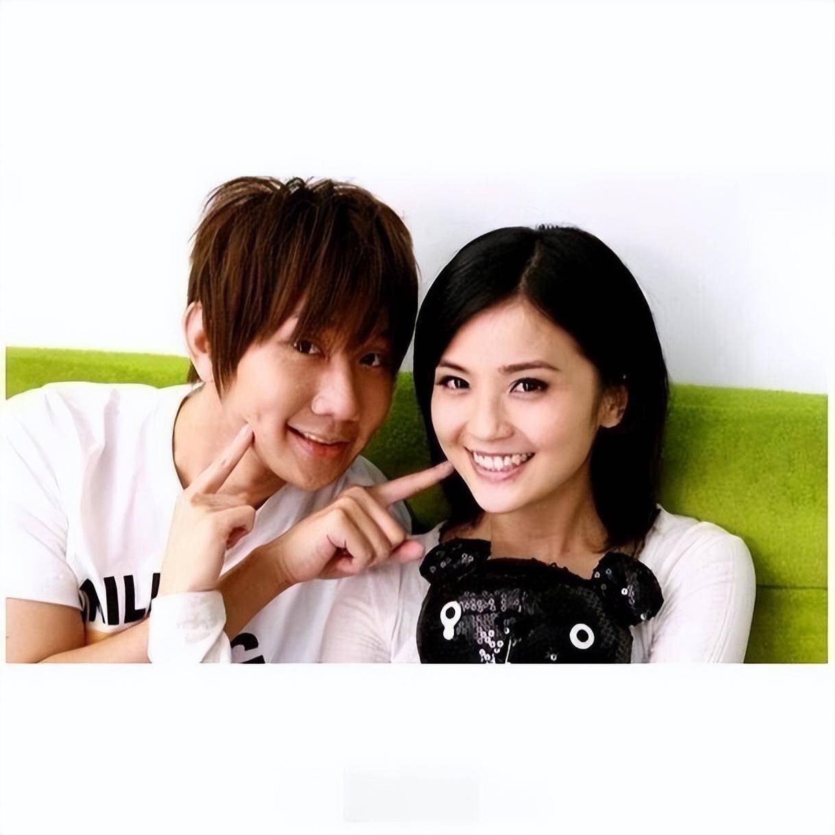 左玄子右潘玮柏第八首最后一首是陶喆与蔡依林