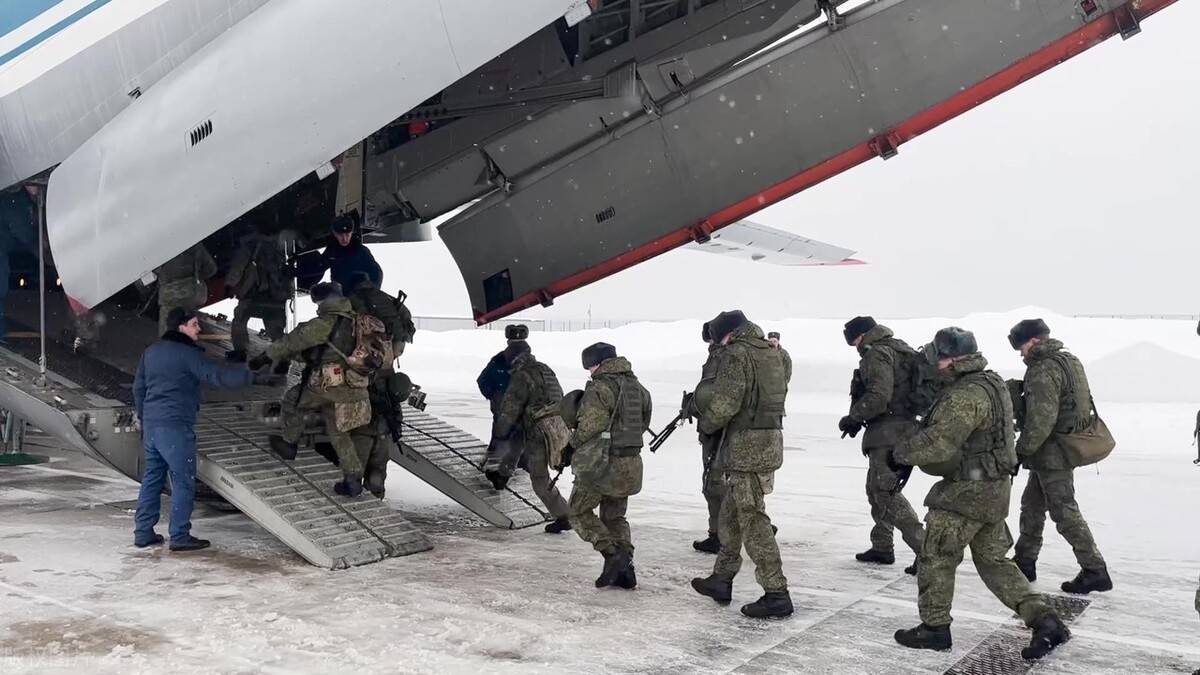 俄罗斯空降兵再次发动奇袭,占领多个乌军据点_俄军_消息_实力