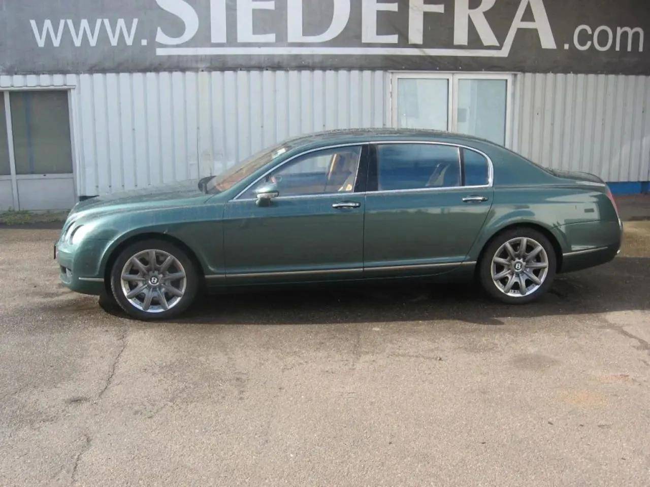 8万欧元的2006年宾利飞驰无人问_搜狐汽车_搜狐网