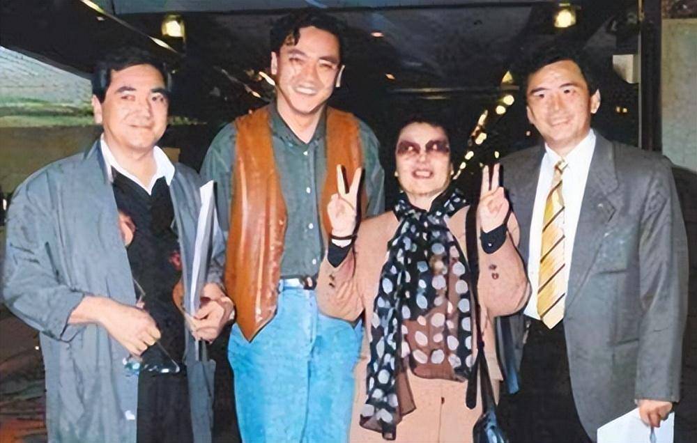 老戏骨姜大卫:曾与李小龙齐名,弟弟是导演尔冬升,一生痴迷演戏_李琳琳