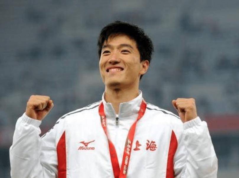 原创奥运冠军刘翔被誉为亚洲飞人两届奥运退赛饱受委屈