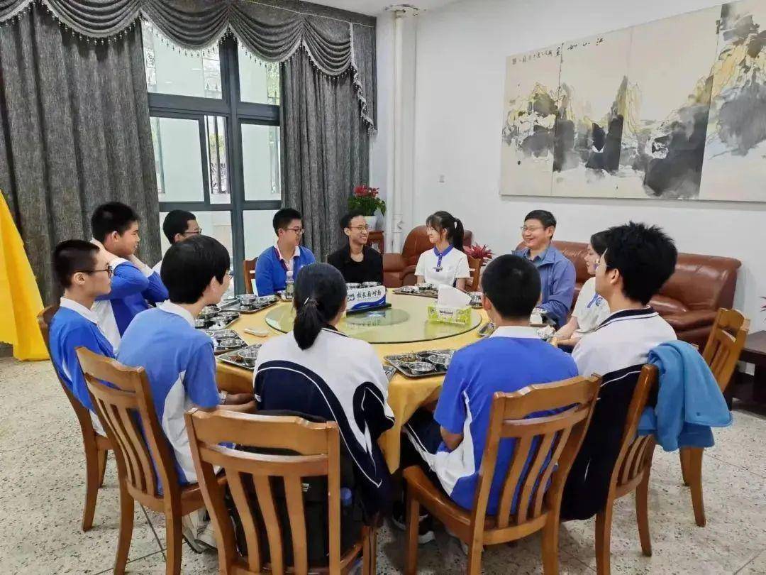 育才中学是如何做到的?_广东省_教研_教学