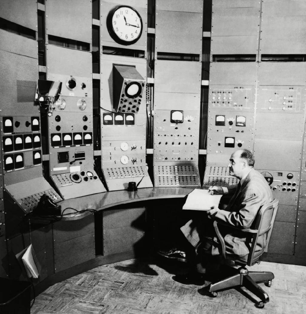 21岁博士毕业他在获得诺奖后又带出多位诺奖得主