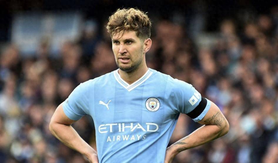 斯通斯:不会让克洛普带着4座奖杯走;红军,工具手在推动我们_比赛