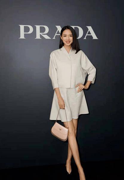 世姐张梓琳二胎得女!