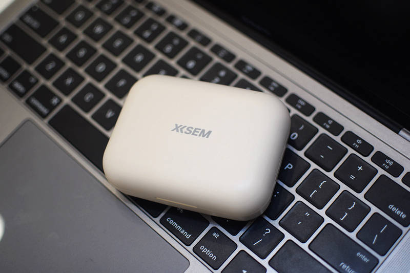 一款性价比极高的百元耳机西圣air耳机带给你舒适音乐享受