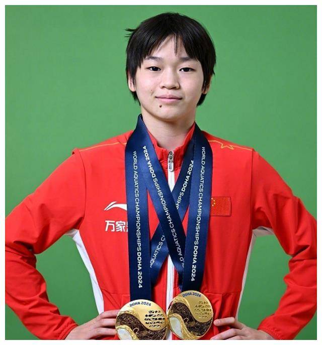 在这个充满竞争和挑战的赛场上,全红婵展现出了超