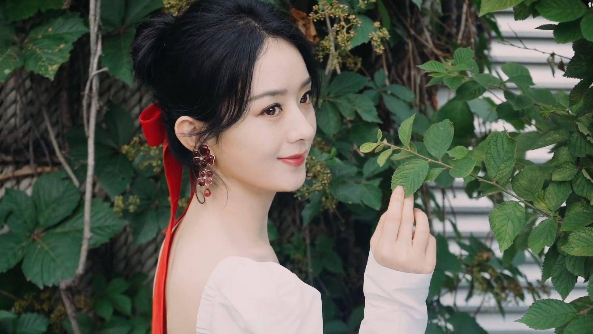 娱乐大爆料:赵丽颖,任嘉伦,张子枫,白敬亭,程潇,小沈阳_郭敬明_宣传