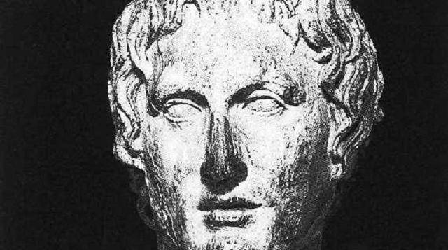 原创权力的孤独亚历山大遇到危险亲信护卫官的叛离