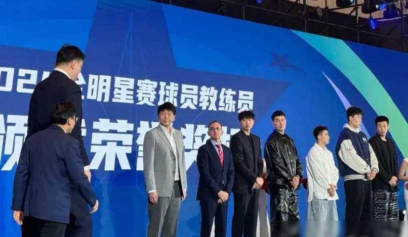 篮协诚恳面对问题,勿忘自省_赵睿_齐麟_活动