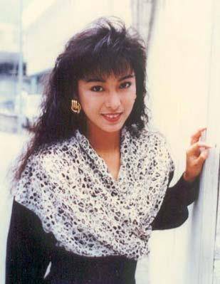 原创成龙迷恋米雪8年成弃妇后怒拍时尚片现65岁无人敢娶