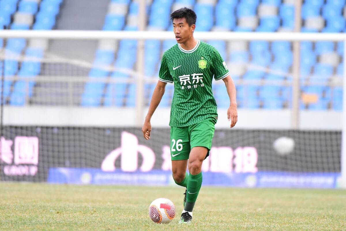 原创意外球迷一直将柏杨视为国安水货苏亚雷斯如今把他当外援来用