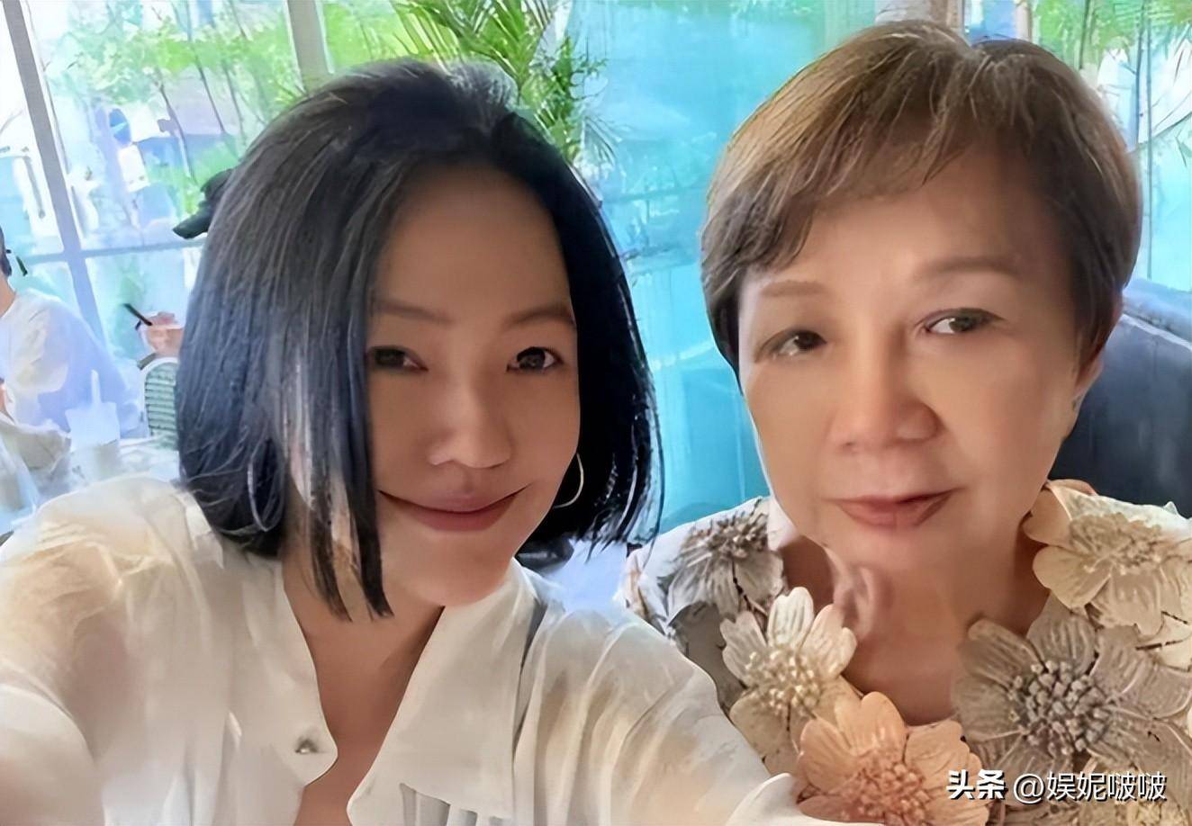 大s与具俊晔灵堂牵手亮相婆媳不和也要站一排网友求剧透