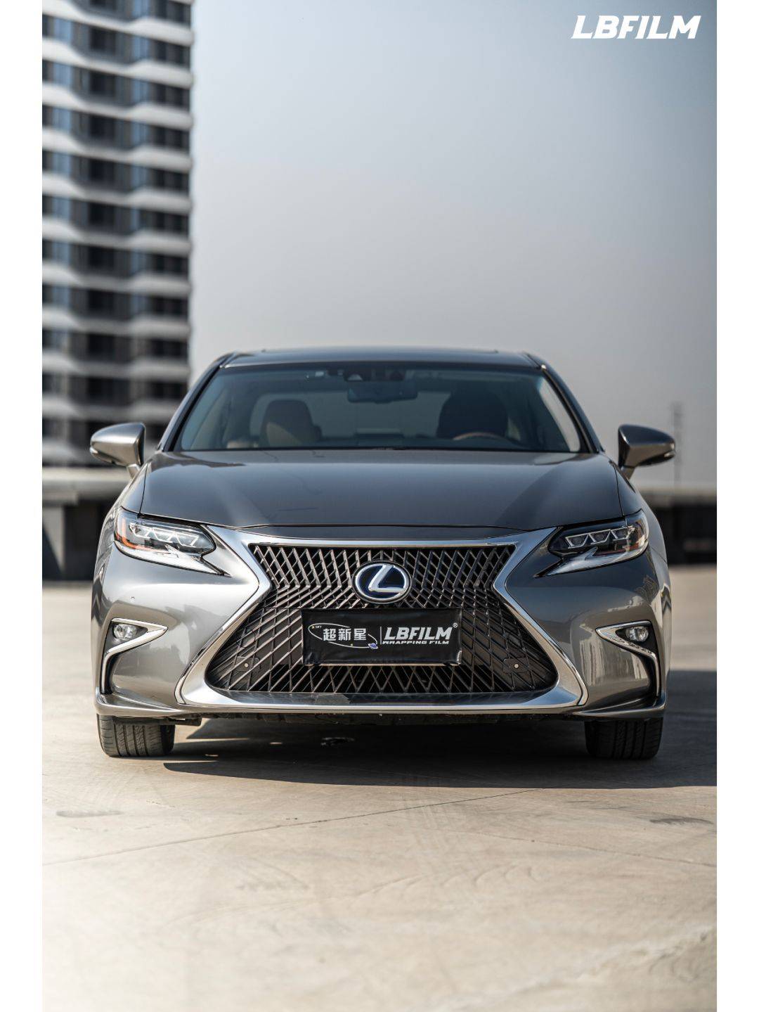 雷克萨斯es300h-lb改色膜液态金属银,满满的高级感扑面而来_生活_颜色