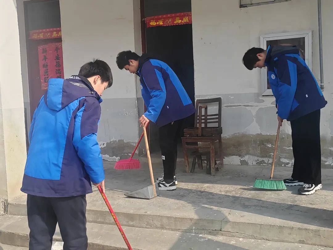 【新锐集团】全椒县新锐古河中学——学习雷锋,敬老从心开始.