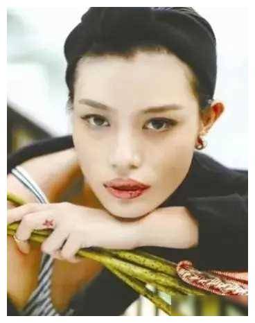 感情_女子_陈露