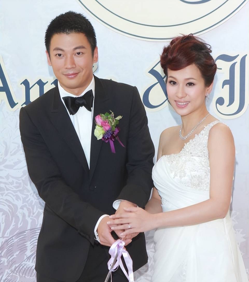 那些遇到伪富豪的女星,一个比一个无奈,王丽坤不是最惨_文颂娴_陈法蓉