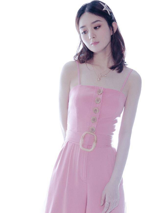 原创赵丽颖下车照惹全网亮相生图下显真容这腰围看呆我了