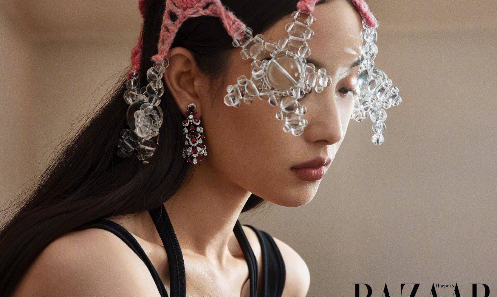 原创硬照女神倪妮时尚芭莎11月刊摩登范意外撞衫mai与iu