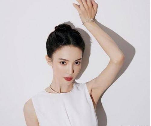 金晨采用一种"晨式漂亮法"对食物要求非常严格_控制_方法_进行