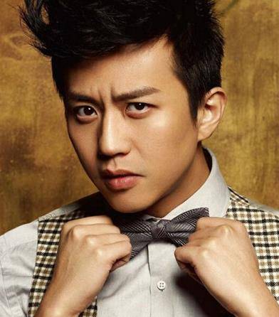 他是一个农民77岁演了人生第一部戏击败吴京邓超拿下金鸡奖