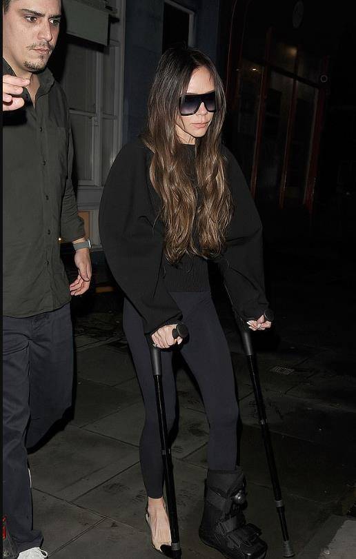 布鲁克林大舅哥和前女友在一起小贝一家最近麻烦不断