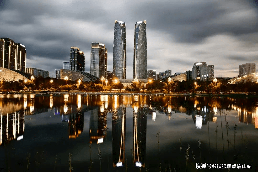 成都【中旅启镜】售楼中心-楼盘详情-成都房产首页网站