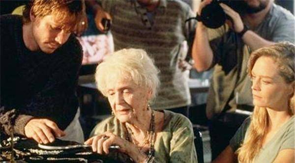 坎迪_夫人_影片