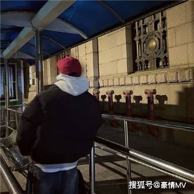 ins很火的男生头像真人2024吸睛的男头图片