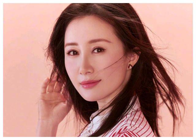 被舒畅的马面裙惊艳,中国美人最适合的风格趣味无穷_生活_演艺圈_选择