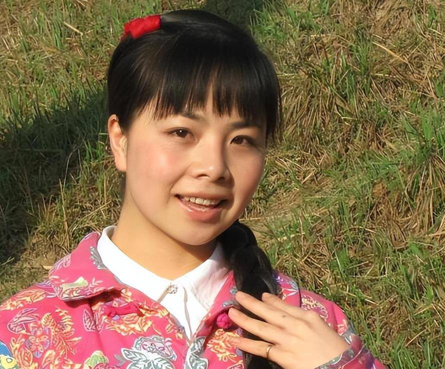 9年前为嫁农村小伙放弃百万年薪的王二妮如今后悔吗