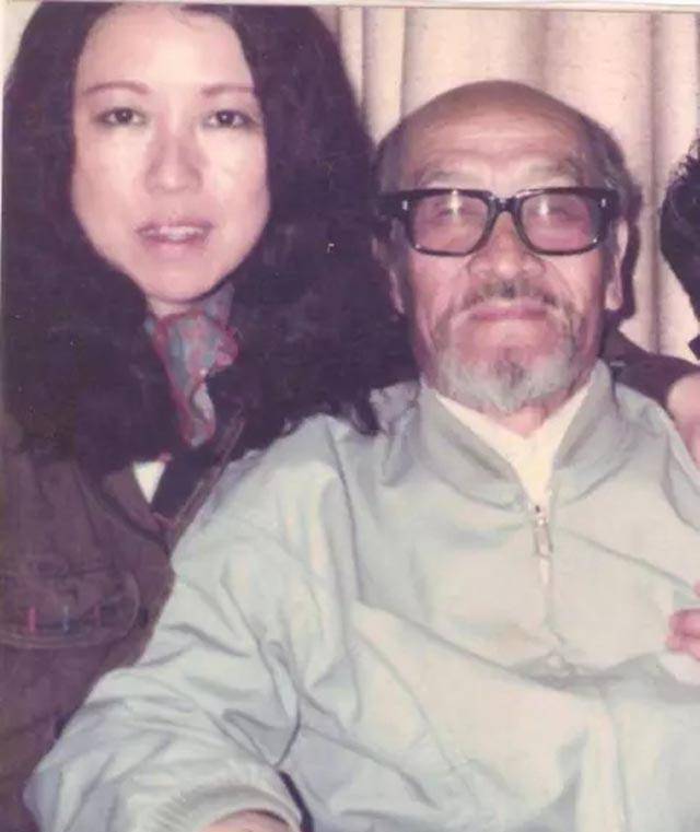 原创三毛与王洛宾藏不住喜欢演不出热情两人有意却终无果