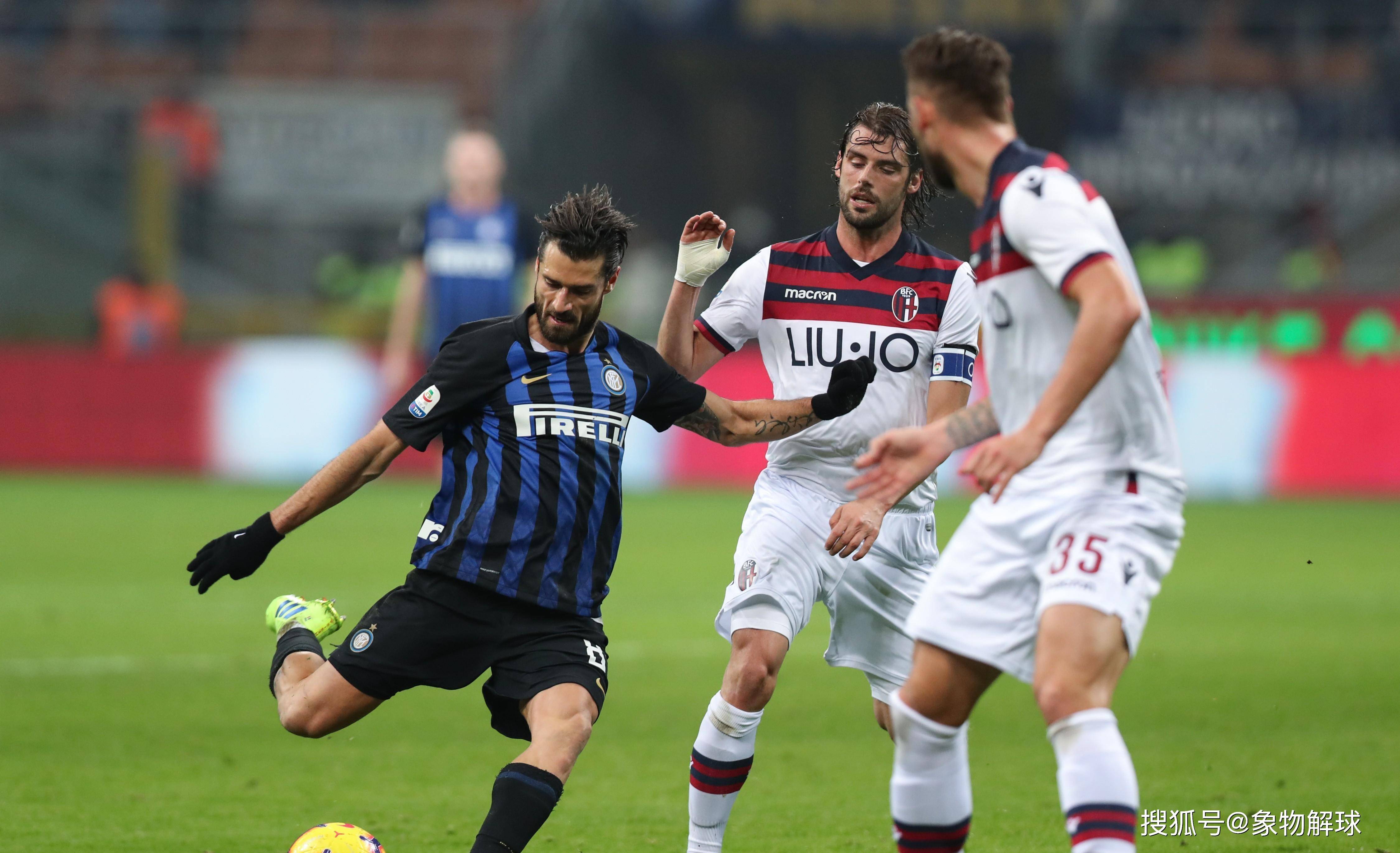 博洛尼亚足球俱乐部于1909年正式成立,曾7度捧起意甲冠军奖杯,2次斩获