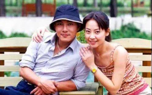 "我结了三次婚,都是同一个新娘"消失多年的张卫健,究竟去哪了_张茜_孙
