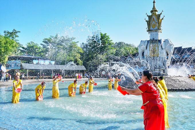 带父母去云南大理参团服务好的导游云南7天参团路线和