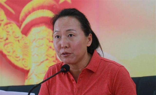 原创东方神鹿王军霞3婚3离定居美国让前夫孩子叫现任爸爸