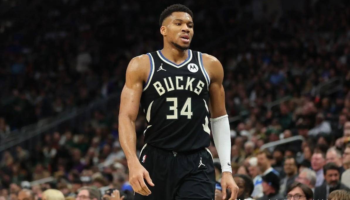 勇士捡到宝了_戴维斯_比赛_新秀