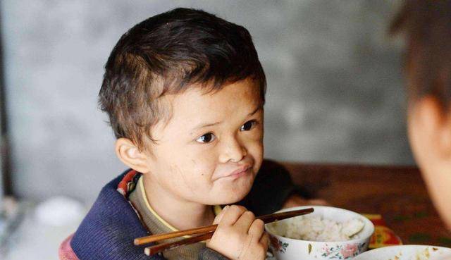 原创小马云热潮散去因不再神似马云而返回农村现在过得如何