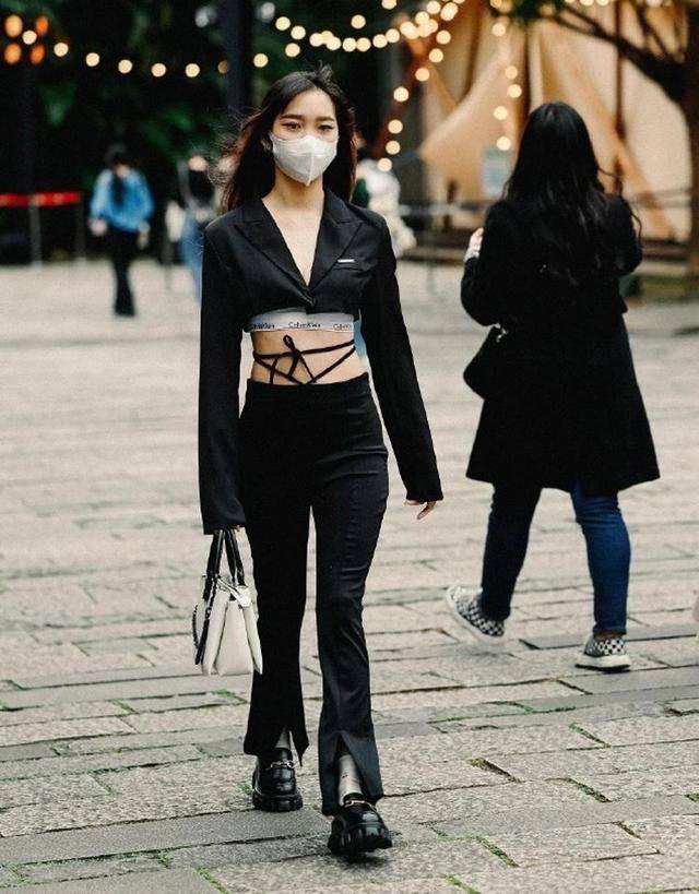 原创被台北街拍惊艳了满大街都是短衣和长裤爱露内裤边太时髦