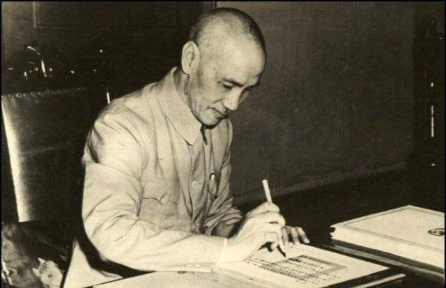 1948年9月,吴文化在济南起义后,手下两万多官兵去哪里了_吴化文