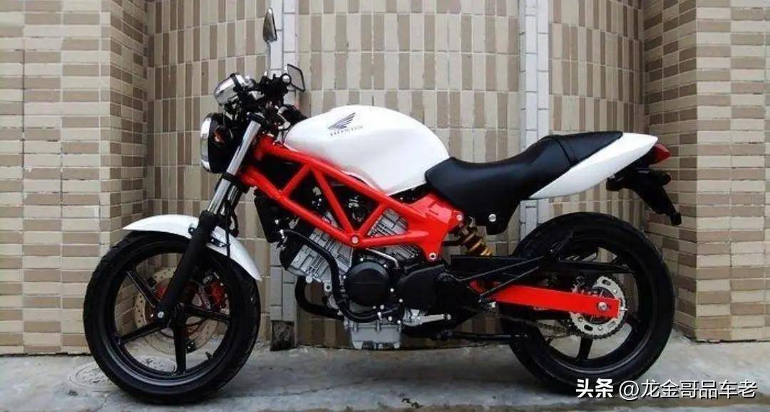 号称骑不坏的"不死街车",本田vt250小蚂蚁_搜狐汽车_搜狐网