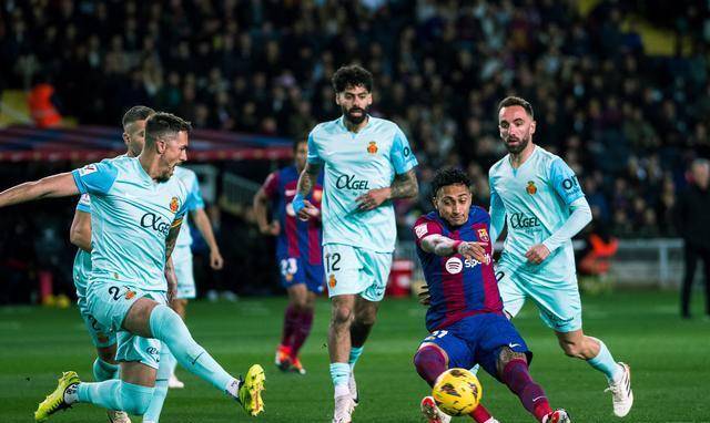 原创又一个天才7次过人一锤定音救主巴萨新梅西浮现赛季6球5助