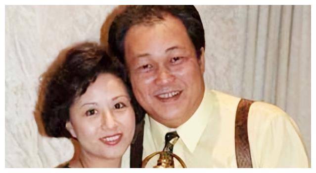 包青天演员金超群患脑瘤留遗言禁止老婆改嫁引发关注