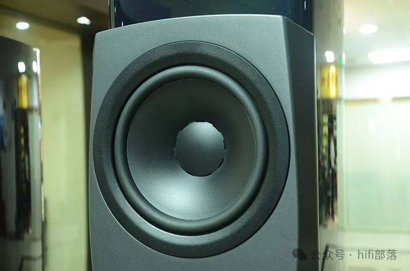 丹麦丹拿dynaudioconfidence50新款次旗舰信心50落地音箱