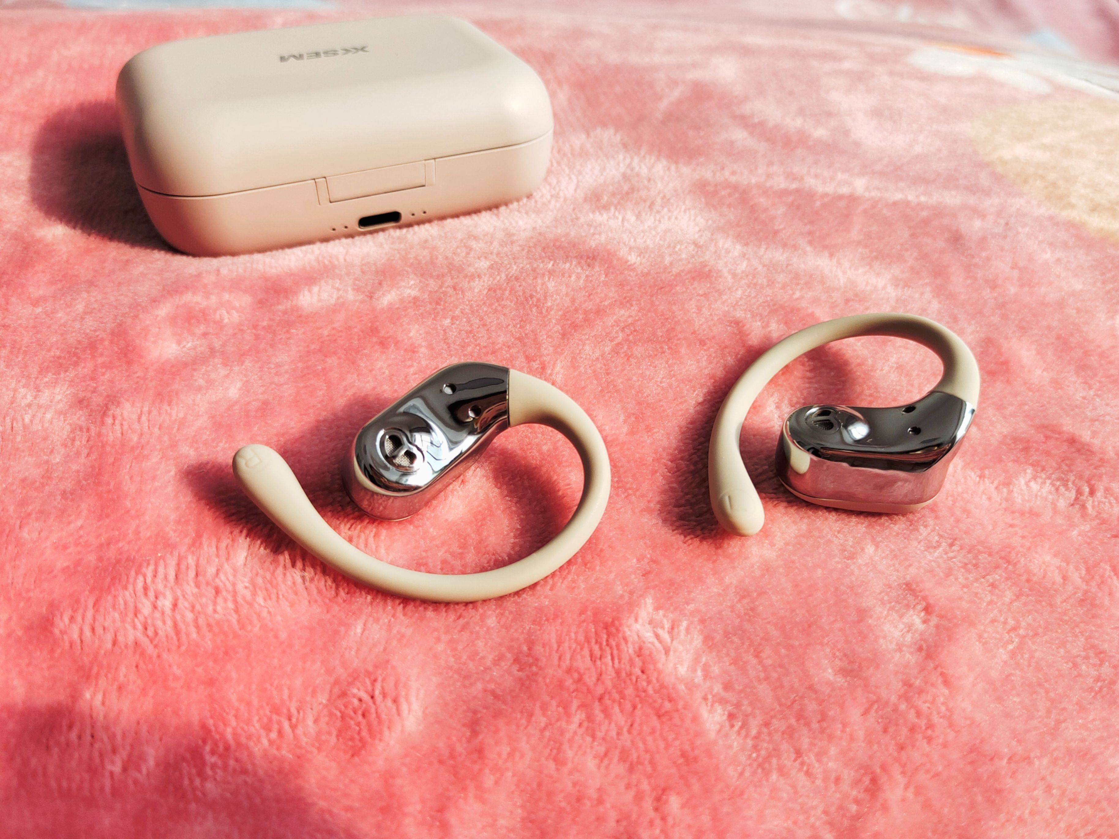 西圣Air开放式耳机，贴耳不入耳，音乐流畅杜绝漏音