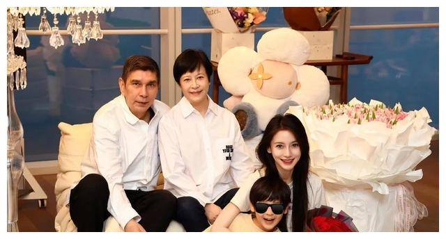 原创angelababy庆生父母同框亲情倾心容颜因缘