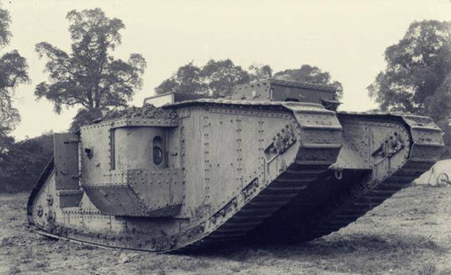 二战初期德军不仅拥有强大坦克部队,还秘密研发了一款反坦克武器_德国