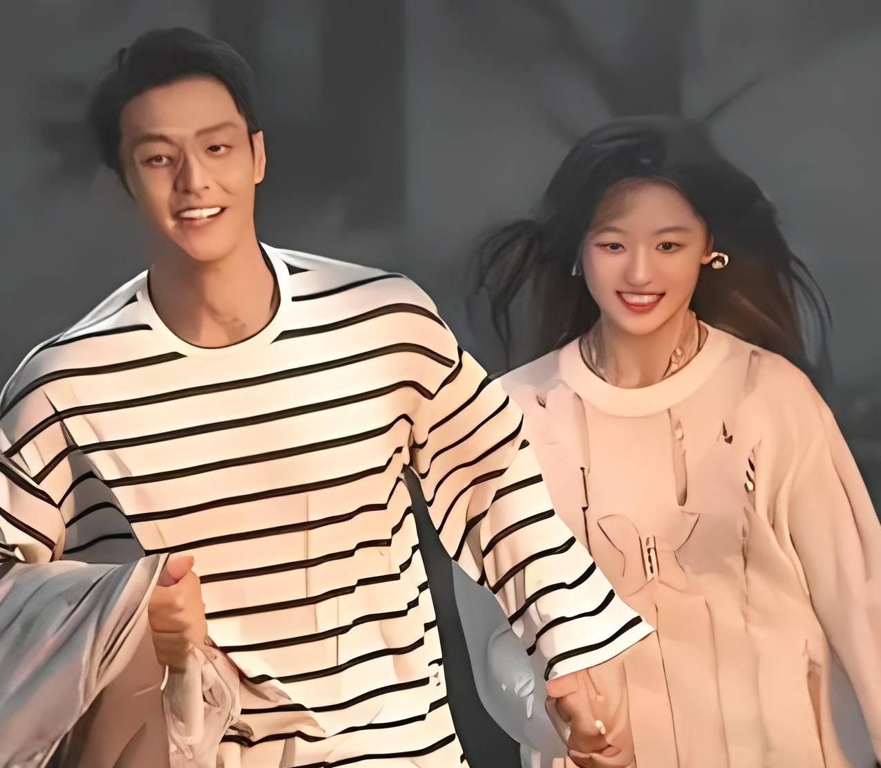 原创王一博引发争议贾乃亮展现好父亲形象刘诗诗事业升级