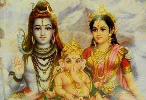 原创为了修行他抛妻弃子去流浪高举右手47年已定在肩上不能动