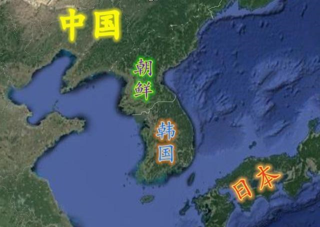 原创韩国人无疑是最蠢的他们把总统踩在脚底下把民族英雄当狗雄